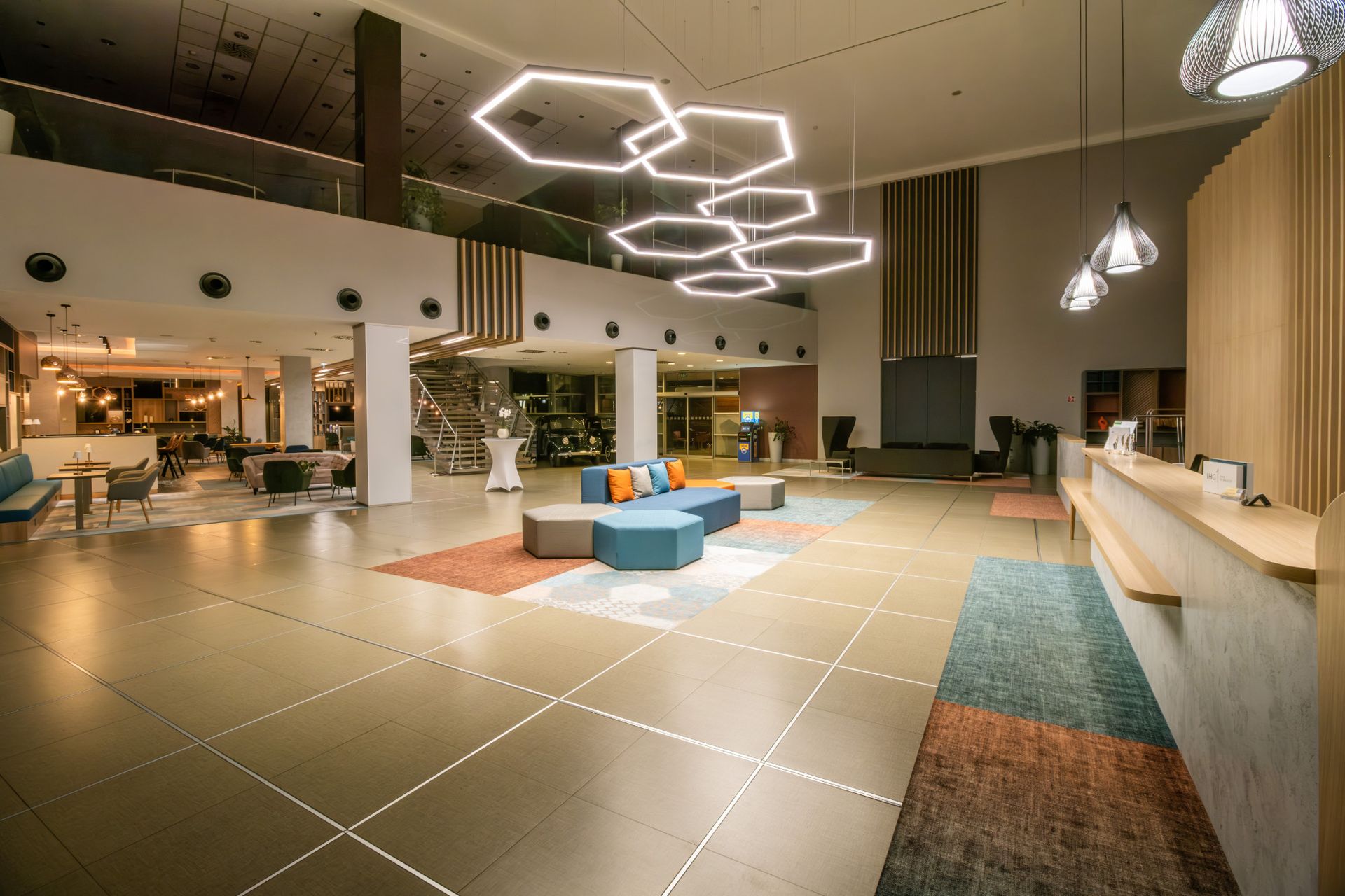 Holiday Inn